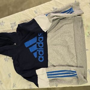 ADIDAS sweatshirt Boys XL